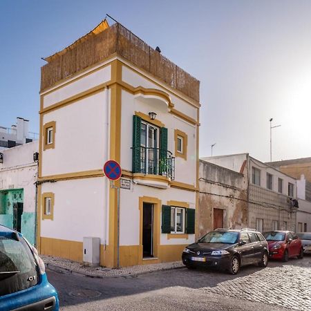 Arty Vintage Townhouse With Rooftop Shower & Sun Loungers Olhao Exterior photo