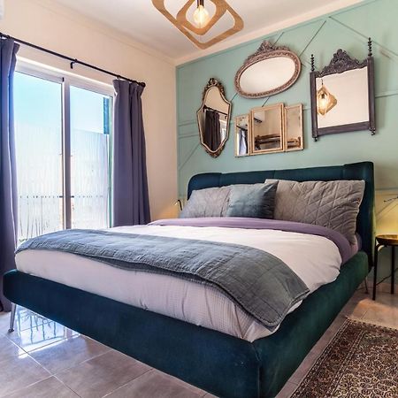 Arty Vintage Townhouse With Rooftop Shower & Sun Loungers Olhao Exterior photo