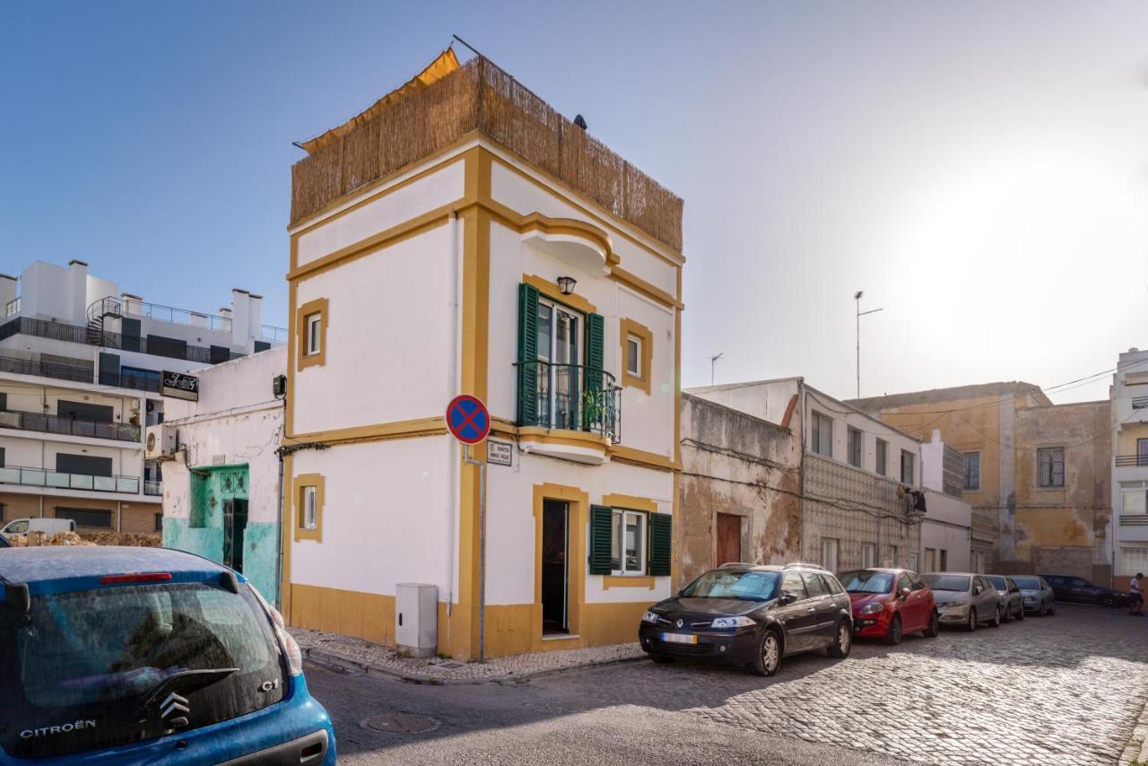 Arty Vintage Townhouse With Rooftop Shower & Sun Loungers Olhao Exterior photo
