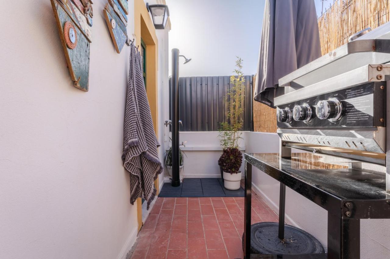 Arty Vintage Townhouse With Rooftop Shower & Sun Loungers Olhao Exterior photo