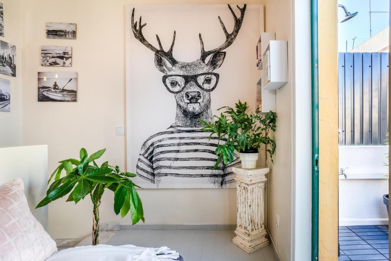 Arty Vintage Townhouse With Rooftop Shower & Sun Loungers Olhao Exterior photo