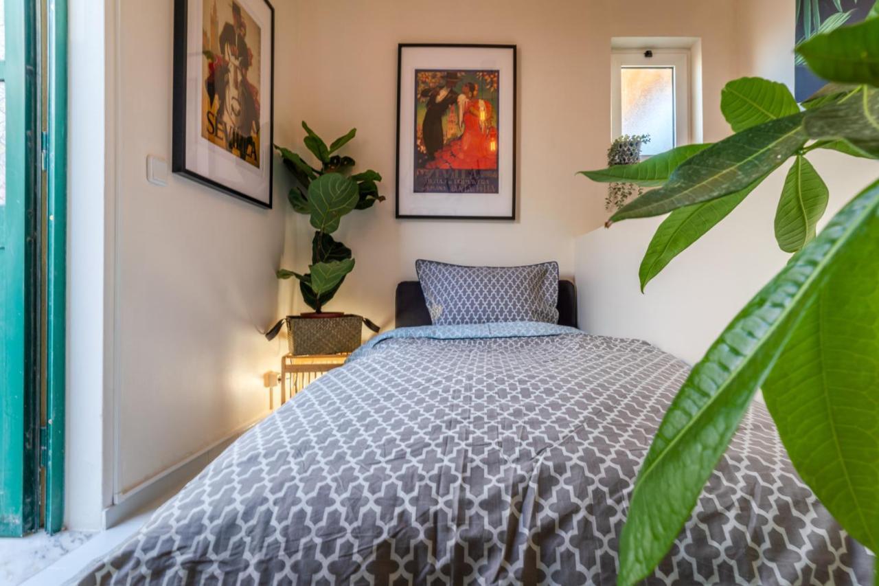 Arty Vintage Townhouse With Rooftop Shower & Sun Loungers Olhao Exterior photo